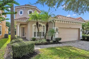 8436 VIA BELLA NOTTE, ORLANDO, FL 32836 Sold 12/26/23