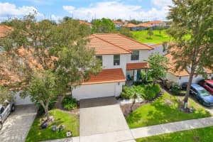 332 SUMMER PLACE LOOP, CLERMONT, FL 34714 Sold 12/08/23