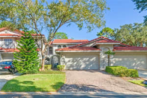 8023 BAYSIDE VIEW DRIVE, ORLANDO, FL 32819 Sold 01/31/24