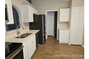 14504 LYCASTLE CIRCLE, ORLANDO, FL 32826 Sold 01/11/24