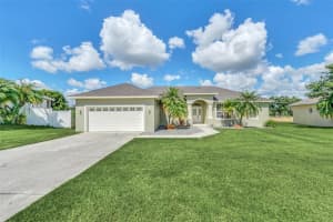 2952 VINTAGE VIEW CIRCLE, LAKELAND, FL 33812 Sold 02/08/24
