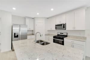 28017 POPPY COURT, LEESBURG, FL 34748 Sold 12/17/24