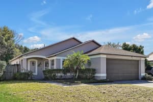 8860 LAMBERT LANE, ORLANDO, FL 32825 Sold 11/21/23