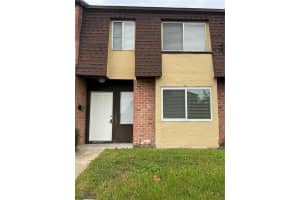 2323 HUNTINGTON GREEN COURT, ORLANDO, FL 32839 Sold 10/31/23