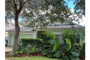 1109 LONGVILLE CIRCLE, TAVARES, FL 32778 Sold 11/28/23