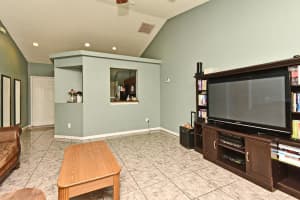 1055 PINEVIEW COURT, APOPKA, FL 32712 Sold 11/22/23