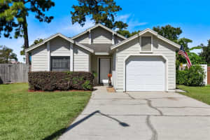 7807 COPPERFIELD COURT, ORLANDO, FL 32825 Sold 11/30/23