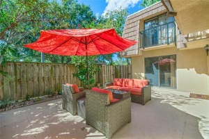 5252 WILLOW COURT, ORLANDO, FL 32811 Sold 01/15/24
