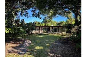 1681 SHAWNEE TRAIL, MAITLAND, FL 32751 Sold 11/08/23
