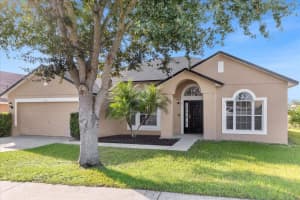 7714 COUNTRY RUN PARKWAY, ORLANDO, FL 32818 Sold 11/20/23