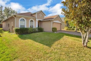 648 HOME GROVE DRIVE, WINTER GARDEN, FL 34787 Sold 11/30/23