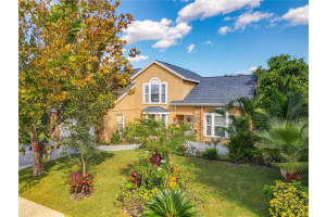 8839 CATBRIAR BAY WAY, ORLANDO, FL 32829 Sold 11/28/23