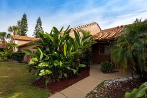 617 MONTEGO BAY COURT, WINTER PARK, FL 32792 Sold 12/15/23