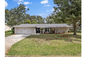 221 VALENCIA COURT, WINTER GARDEN, FL 34787 Sold 02/06/24