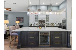 4872 KEENELAND CIRCLE, ORLANDO, FL 32819 Sold 01/05/24