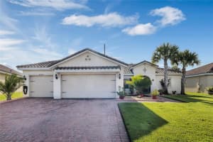 4121 BELLA ISLE CIRCLE, KISSIMMEE, FL 34746 Sold 12/07/23