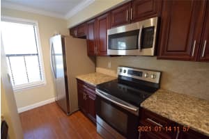 1306 PARK VILLA PLACE, WINTER SPRINGS, FL 32708 Sold 01/12/24