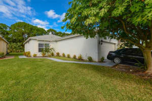 595 INDIAN KEY DRIVE, PORT SAINT LUCIE, FL 34986 Sold 12/22/23