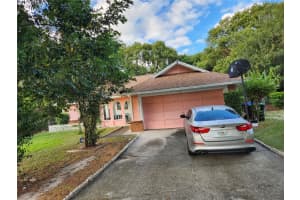 5229 MACADAMIA COURT, ORLANDO, FL 32818 Sold 12/28/23