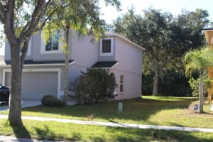 2332 STONE ABBEY BOULEVARD, ORLANDO, FL 32828 Sold 04/30/24