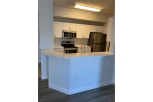 5554 METROWEST BOULEVARD, ORLANDO, FL 32811 Sold 03/14/24