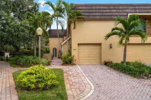 6254 MASTERS BOULEVARD, ORLANDO, FL 32819 Sold 05/15/25