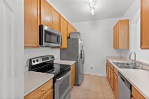 6166 STEVENSON DRIVE, ORLANDO, FL 32835 Sold 12/14/23