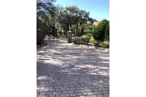 225 TROPICAL TRAIL, MERRITT ISLAND, FL 32952 Sold 02/21/24