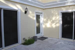 1010 8TH AVENUE, DELRAY BEACH, FL 33483 Sold 03/26/24