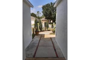 19552 GLEN ELM WAY, ORLANDO, FL 32833 Sold 02/28/24