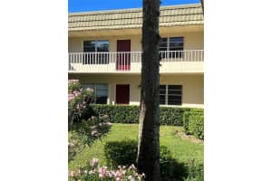 7 VISTA GARDENS #102, VERO BEACH, FL 32962 Sold 01/12/24