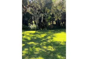 7 VISTA GARDENS #102, VERO BEACH, FL 32962 Sold 01/12/24