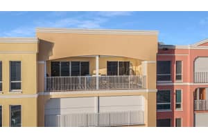 16700 GULF BOULEVARD, NORTH REDINGTON BEACH, FL 33708 Sold 04/21/25