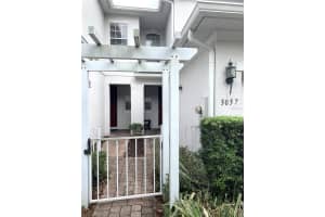 3057 CAPRI ISLE WAY, ORLANDO, FL 32835 Sold 03/13/24
