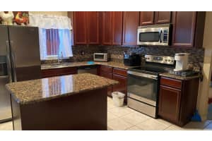 524 CASA MARINA PLACE, SANFORD, FL 32771 Sold 03/01/24