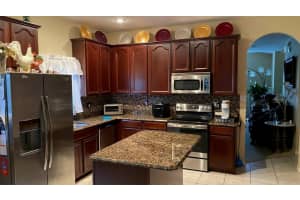 524 CASA MARINA PLACE, SANFORD, FL 32771 Sold 03/01/24