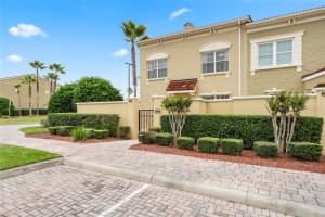 2720 BELLA VISTA DRIVE, DAVENPORT, FL 33897 Sold 01/19/24