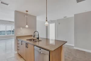 100 EOLA DRIVE, ORLANDO, FL 32801 Sold 01/05/24