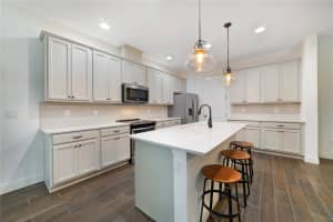 2923 RAPOLLO LANE, APOPKA, FL 32712 Sold 04/11/24