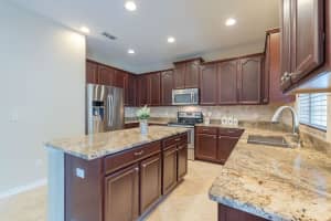 3915 GYPSUM LANE, ORLANDO, FL 32826 Sold 01/19/24