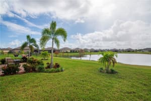 5526 1ST SQUARE, VERO BEACH, FL 32968 Sold 01/24/24