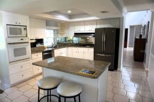 6956 EDGEWORTH DRIVE, ORLANDO, FL 32819 Sold 12/15/23