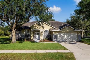 11621 BLACKMOOR DRIVE, ORLANDO, FL 32837 Sold 12/27/23