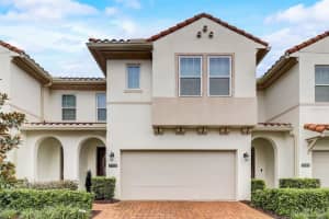 2723 BOLZANO DRIVE, APOPKA, FL 32712 Sold 12/29/23