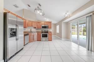 820 BRIARGROVE AVENUE, DAVENPORT, FL 33837 Sold 01/03/24