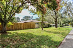 653 SPRING OAKS BOULEVARD, ALTAMONTE SPRINGS, FL 32714 Sold 02/14/24