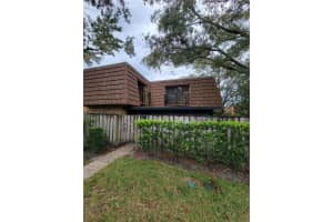5373 ELM COURT, ORLANDO, FL 32811 Sold 12/21/23