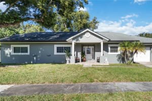 3142 OAK BLUFF DRIVE, ORLANDO, FL 32827 Sold 03/29/24