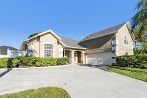2712 FORMOSA BOULEVARD, KISSIMMEE, FL 34747 Sold 01/29/24