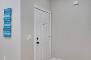 572 COPLEY LANE, ORLANDO, FL 32806 Sold 03/28/24